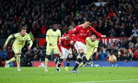 Ronaldo ăn mừng trên MXH, Aubameyang có động thái bất ngờ