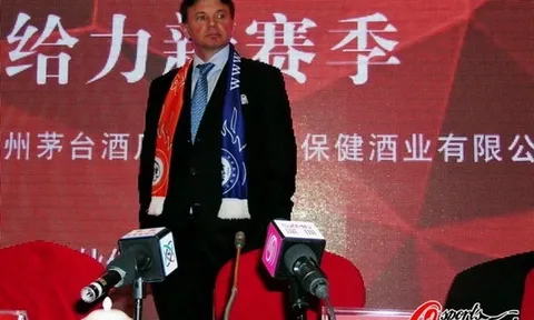 Hà Nội giành Siêu cúp Quốc gia; HLV Troussier chê bóng đá Trung Quốc