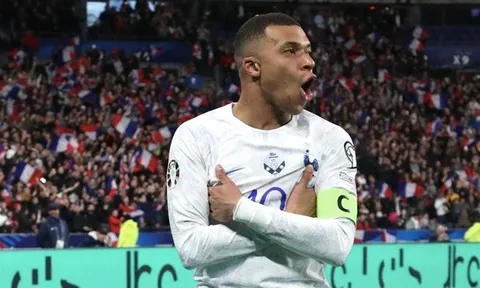 Phẩm chất lãnh đạo của Mbappe được thể hiện