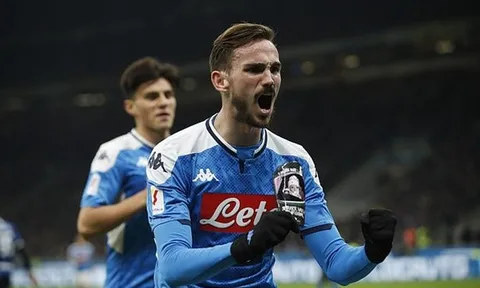Tăng cường tuyến giữa, Liverpool nhắm đến nhạc trưởng Napoli