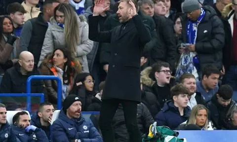 Cổ động viên Chelsea thất vọng với chỉ đạo của Graham Potter