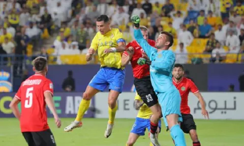 Song sát Ronaldo-Talisca lên tiếng, Al Nassr thẳng tiến ở AFC Champions League