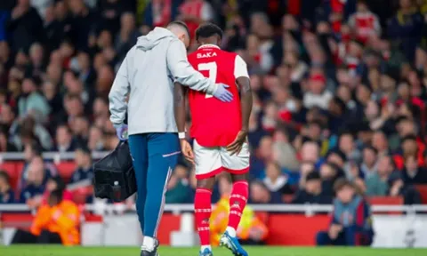 Arteta cập nhật ngắn gọn về chấn thương của Bukayo Saka