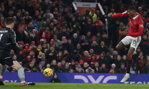 Không thể ngăn cản Marcus Rashford