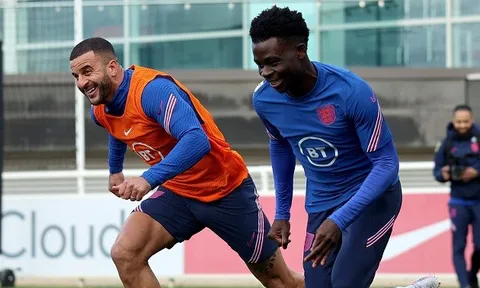 Saka phản ứng với câu hỏi "khi nào Arsenal ngừng thắng"