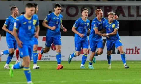 Ten Hag giới thiệu một lúc ba gương mặt mới toanh