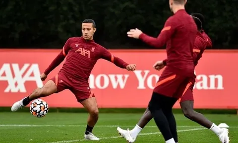 Laura Woods: Chelsea thắng Arsenal nhờ tiền mặt