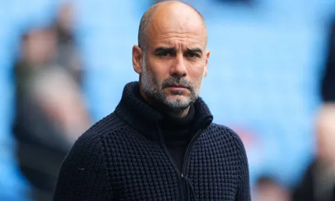 Pep mô tả chiến thắng trước Liverpool bằng đúng một từ