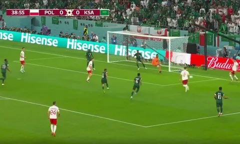 Vlahovic và Chiesa song tấu, Juventus dẫn đầu Serie A