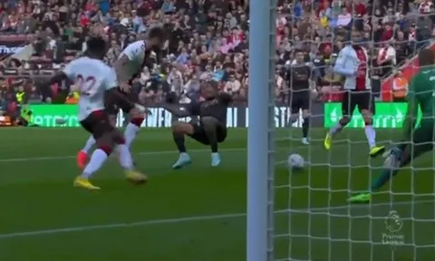 Messi trở lại Barca