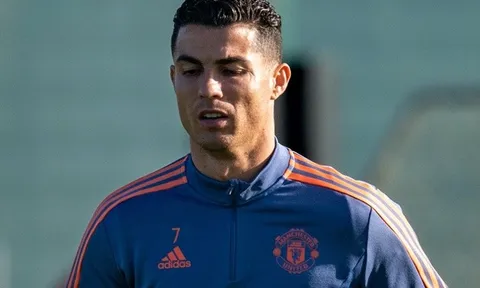 Alan Shearer đồng cảm với Ronaldo