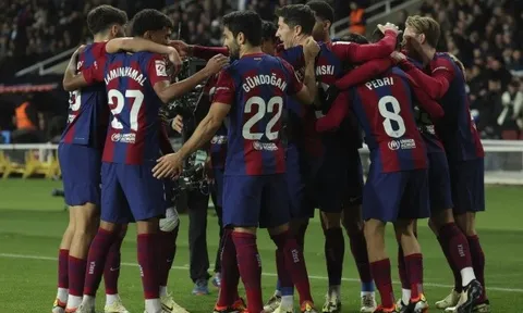 3 câu hỏi mà Xavi phải đối mặt trước trận gặp Alaves