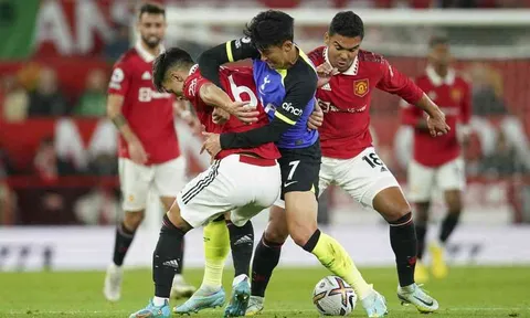 3 cầu thủ M.U hay nhất trước Spurs: Tất cả đảo lộn; Bất ngờ kẻ đóng thế