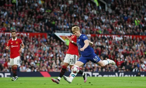 3 key pass, 6 lần rê bóng, 'báu vật' Chelsea gây choáng cho M.U