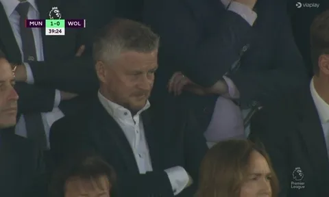 3 nhân vật đặc biệt xuất hiện tại Old Trafford