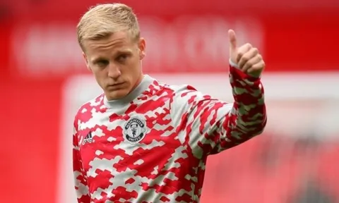 3 thương vụ chuyển nhượng có thể giúp M.U sửa sai lầm Van de Beek