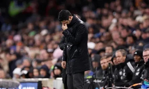Arsenal cần gấp một sát thủ và phương án B cho Saka