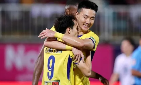 HAGL bùng nổ, Hà Nội chưa thể bứt tốc; AFC ca ngợi bóng đá Việt Nam