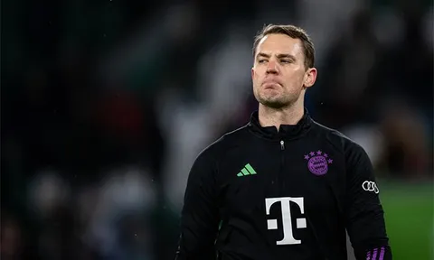 Giám đốc Bayern hài lòng với tình hình thủ môn của đội bóng