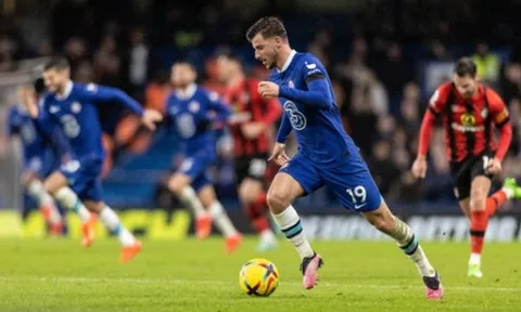 HLV Bournemouth tiết lộ mất mát lớn trước trận thua Chelsea