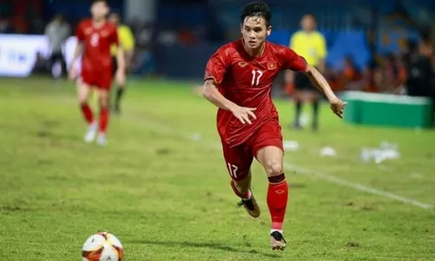 Sao trẻ từng bị FIFA cấm thi đấu và bước chuyển mình lên ĐT Việt Nam