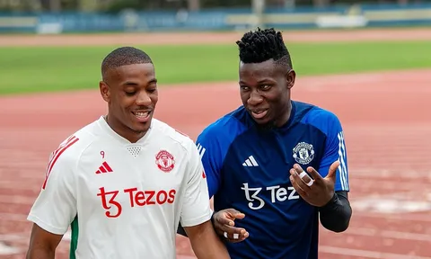"Lẽ ra M.U nên để cậu ấy đến Chelsea"
