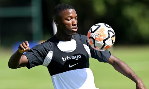 Lần đầu của Moises Caicedo với Chelsea
