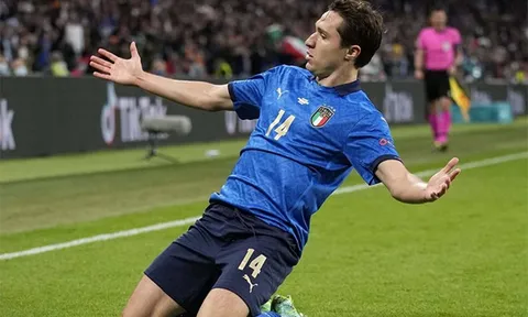 Di Gennaro bình luận về vị trí tốt nhất của Chiesa