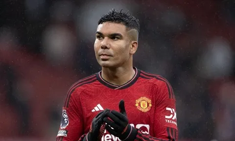 Manchester United phải học cách xoay sở mà không có Casemiro