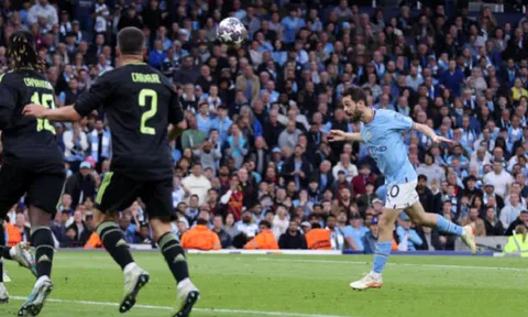 Bùng nổ phút cuối, Barca lấy 3 điểm hú vía trước Cadiz