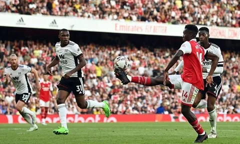 Arsenal vs Fulham: Chiến thắng sít sao; Hàng công thăng hoa