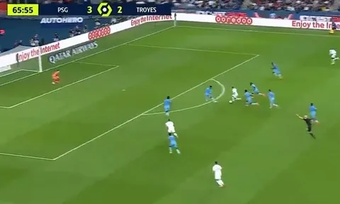 Newcastle giải cứu bom xịt Man City