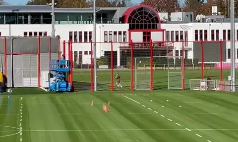 XONG! Mức giá cuối cùng để vụ Hojlund - Man Utd hoàn tất