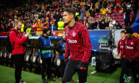 4 điểm đen trong trận thắng của M.U: "Hết cứu" Varane