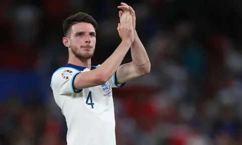 4 phương án chất lượng cho Man United nếu bỏ lỡ Declan Rice