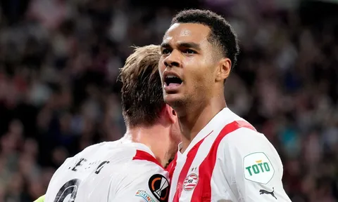 Sự thật ngã ngửa vụ Gakpo tới Man Utd
