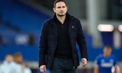 Lampard là ứng viên số 1 thay Steve Bruce ở Newcastle