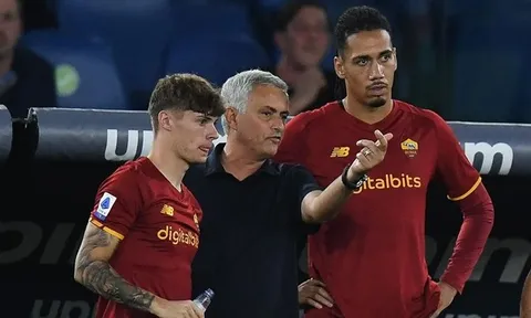 Jose Mourinho ủng hộ học trò sau cáo buộc cá độ trái phép