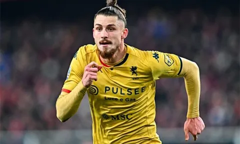 Genoa hét giá trung vệ Radu Dragusin