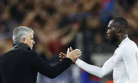 Romelu Lukaku và sự kỳ vọng lớn lao của Jose Mourinho