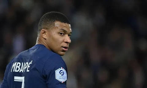'Ở đây, Mbappe chỉ là một cầu thủ trung bình và dễ bị bắt bài'