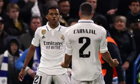 Rodrygo lý giải màn ăn mừng theo kiểu Ronaldo