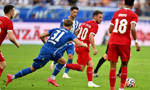5 điểm nhấn Karlsruher 2-4 Liverpool: Tân binh tạo ấn tượng; Sao mai ghi dấu ấn