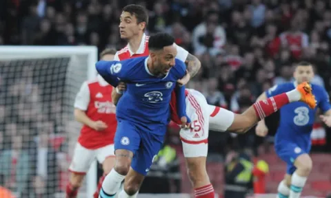 Tống khứ Kiwior, Arsenal chốt tân binh tháng Một
