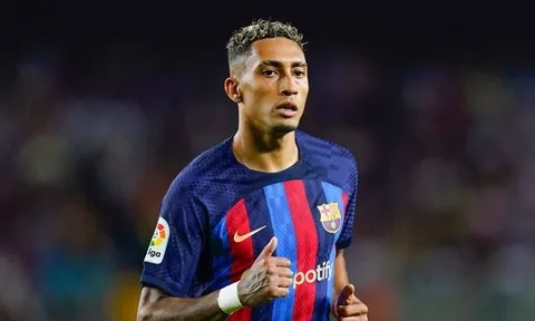 4 lý do Barcelona không nên vội từ bỏ Raphinha