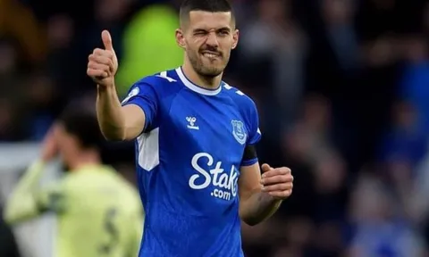 Liverpool muốn mua ngôi sao khuấy đảo hàng thủ Arsenal