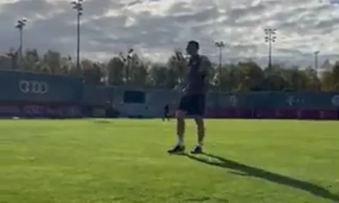 Paul Merson: "Mikel Arteta khá tàn nhẫn"