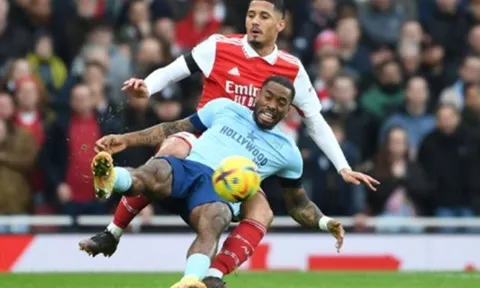Màn trình diễn chói sáng trước Arsenal giúp sao Brentford vào tuyển Anh
