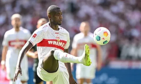 5 bàn/3 trận, 'viên đạn đen' cảnh báo Bundesliga