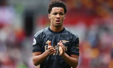 5 báu vật sẽ giúp Arsenal giải quyết bài toán chuyển nhượng: Kỷ lục gia Premier League